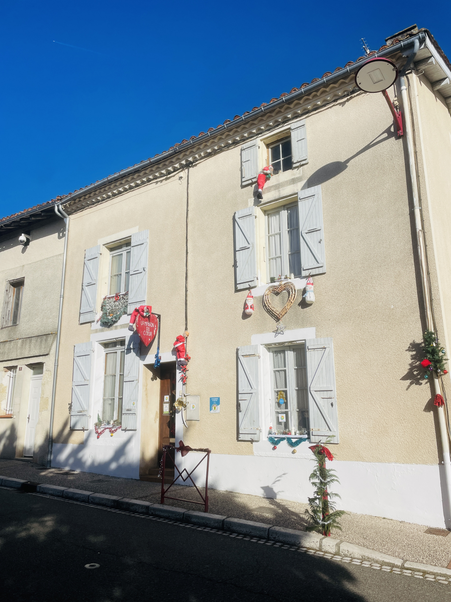 Maison 5 pièces - 201m² - PUYCASQUIER