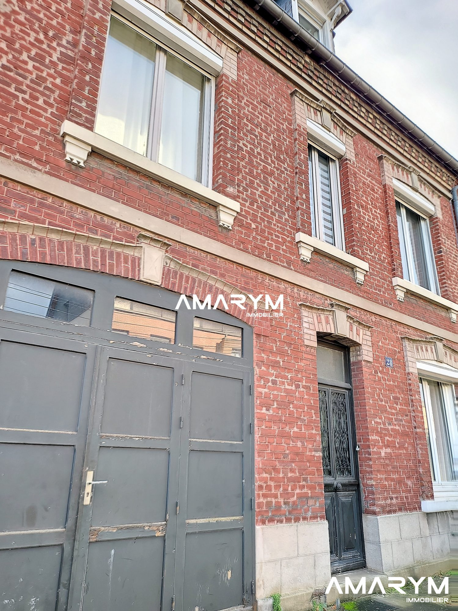 Maison 6 pièces - 121m² - EU