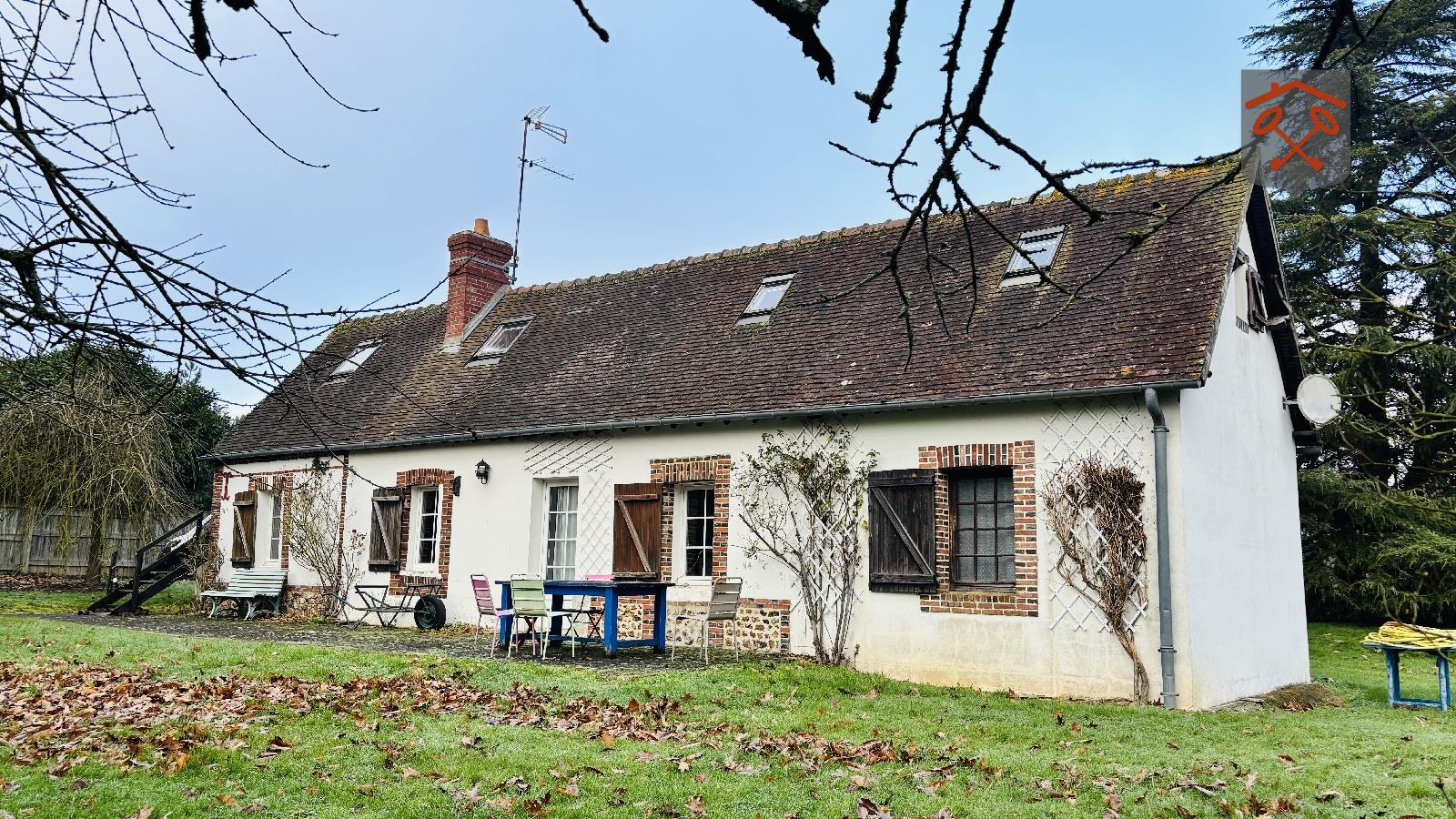 Maison 4 pièces - 80m² - RUGLES