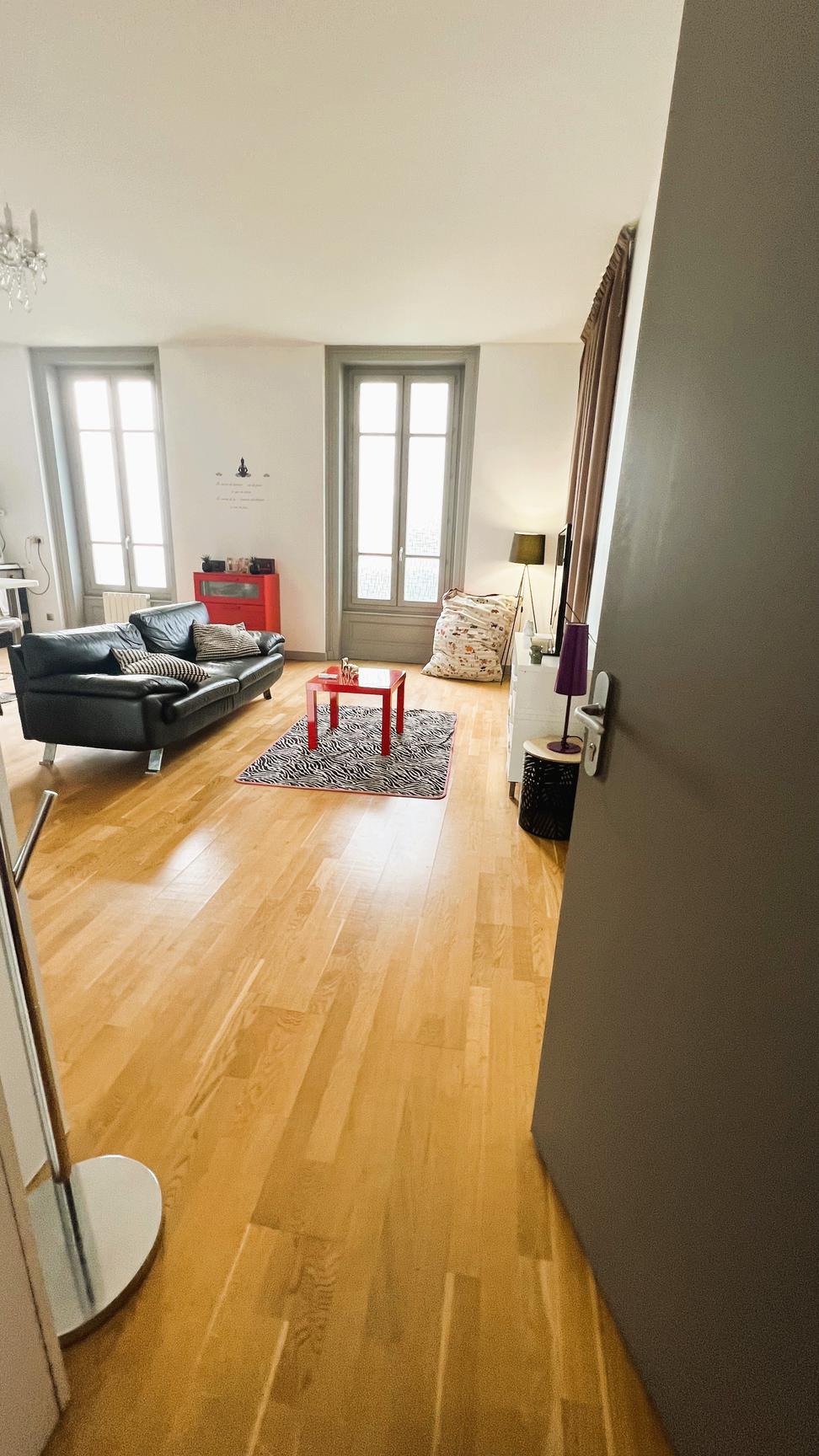 Appartement 2 pièces - 50m² - CALUIRE ET CUIRE