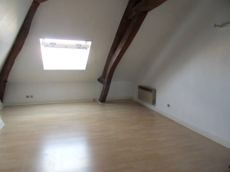 Appartement 1 pièce - 21m² - COMPIEGNE