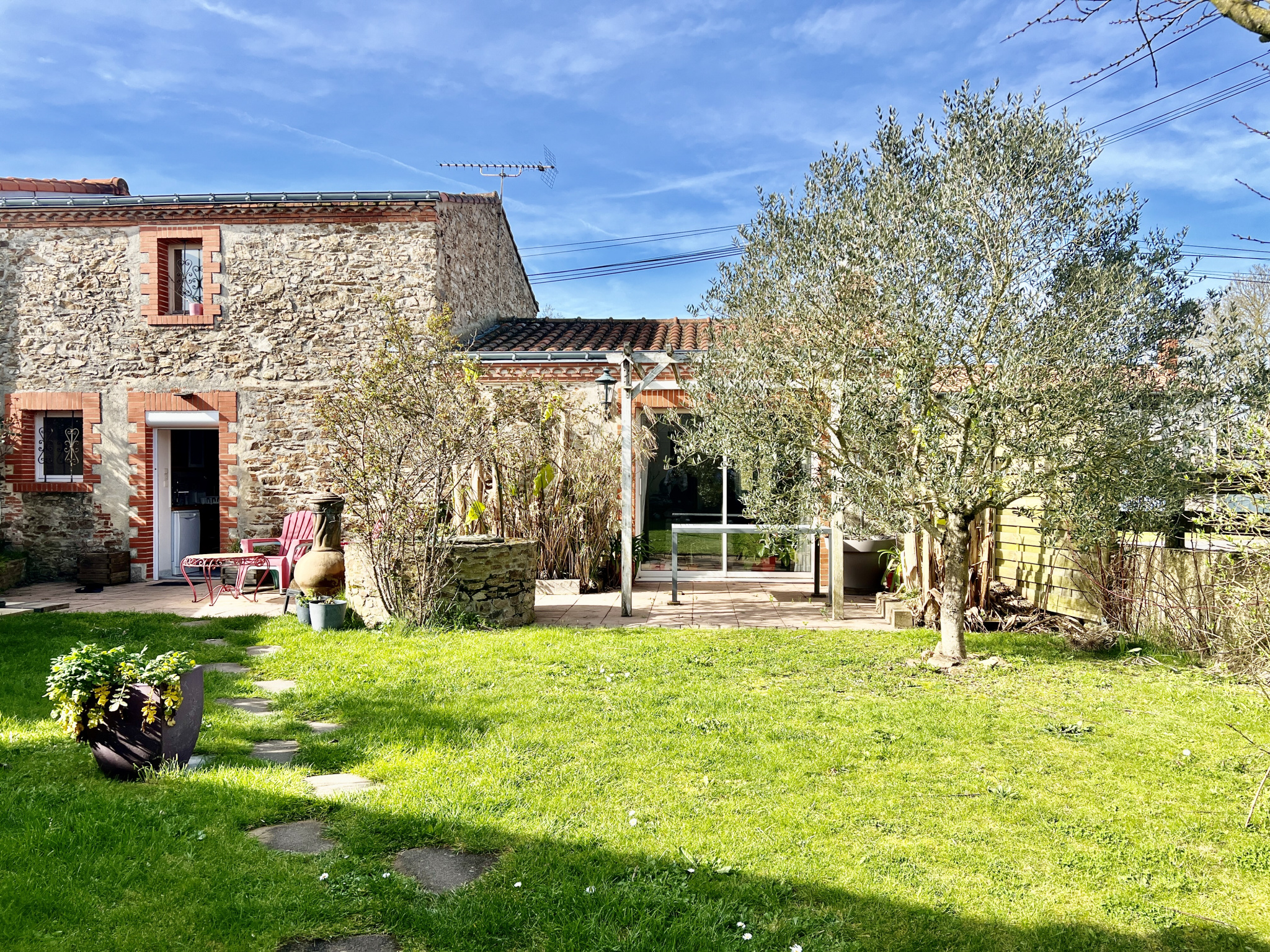 Maison 5 pièces - 94m² - LE LOROUX BOTTEREAU