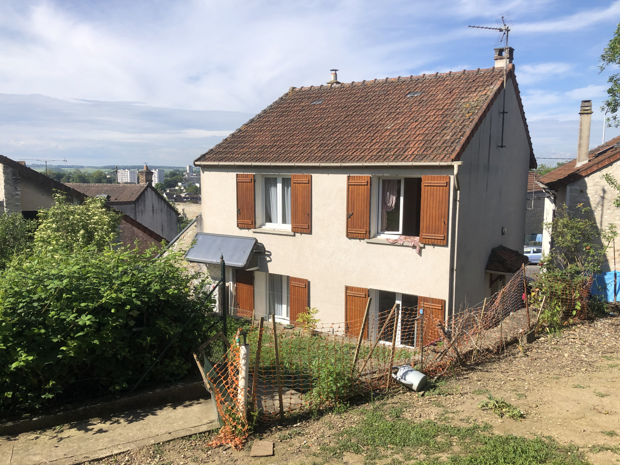 Maison 6 pièces - 100m² - MONTEREAU FAULT YONNE