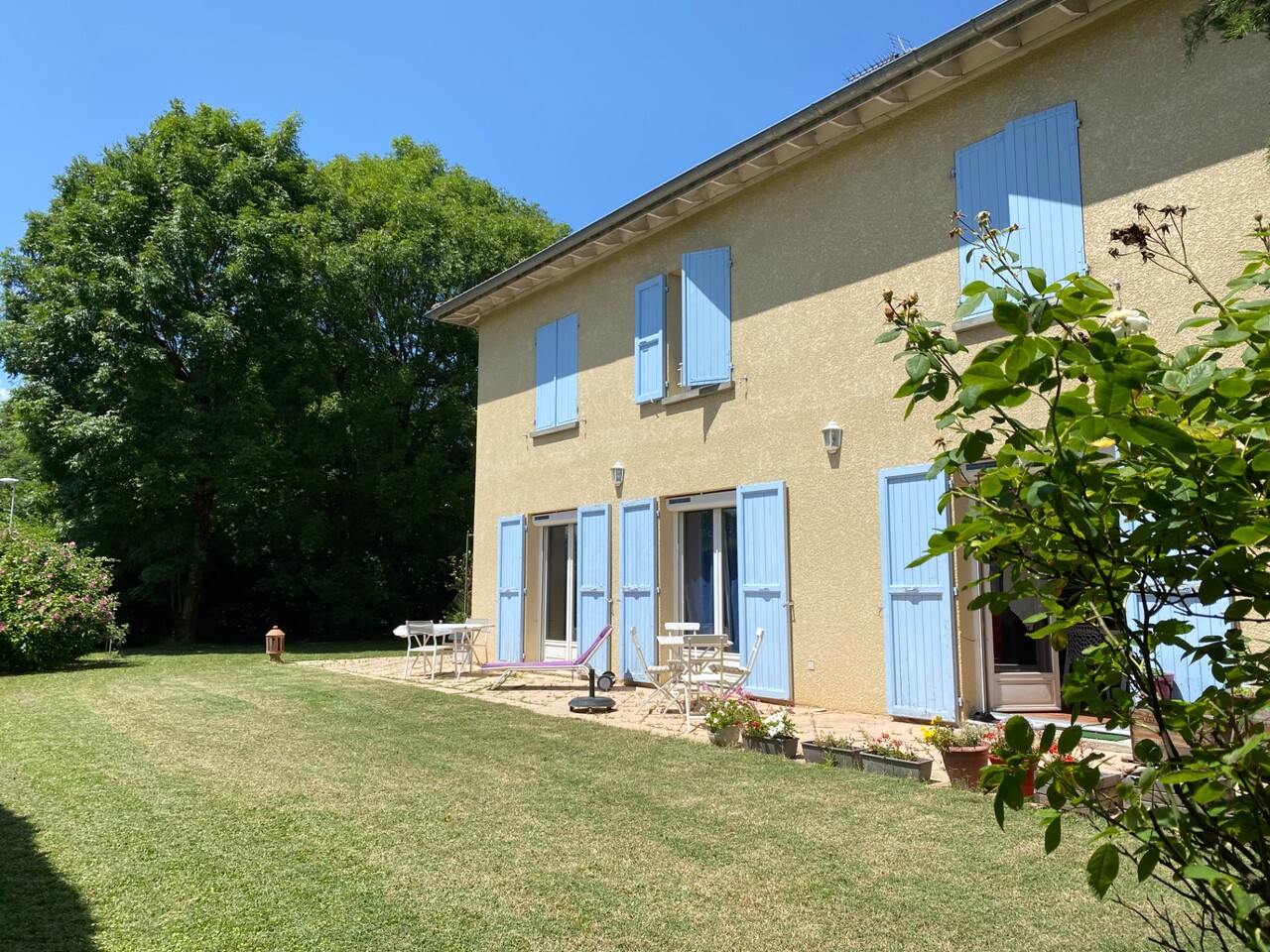 Maison 6 pièces - 232m² - MEYLAN