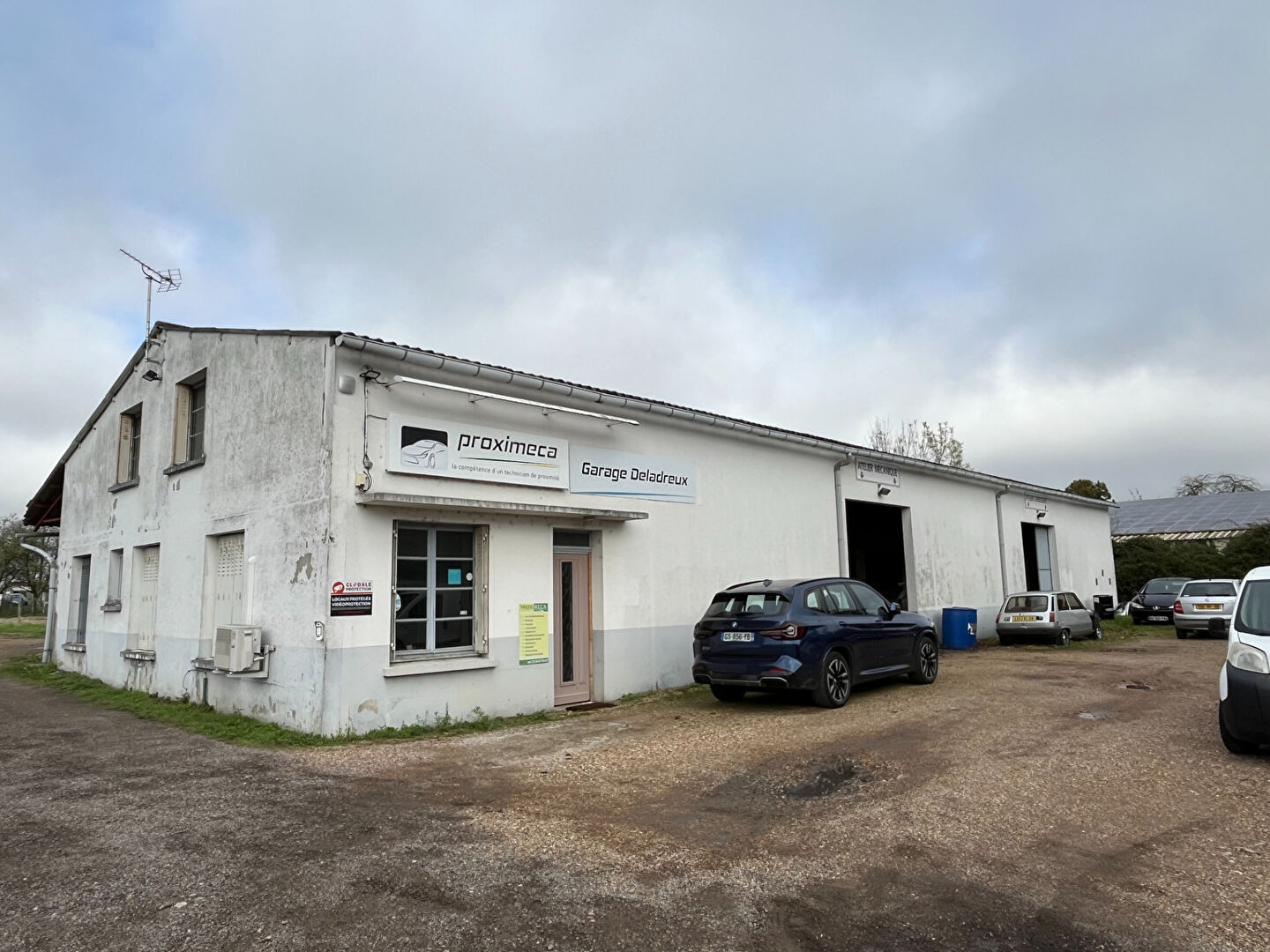 Local industriel  - 600m²