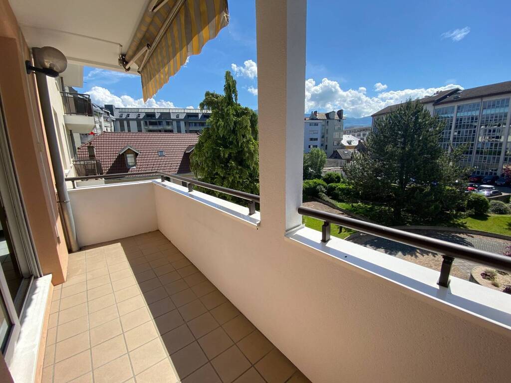 Appartement 3 pièces - 65m² - ANNECY