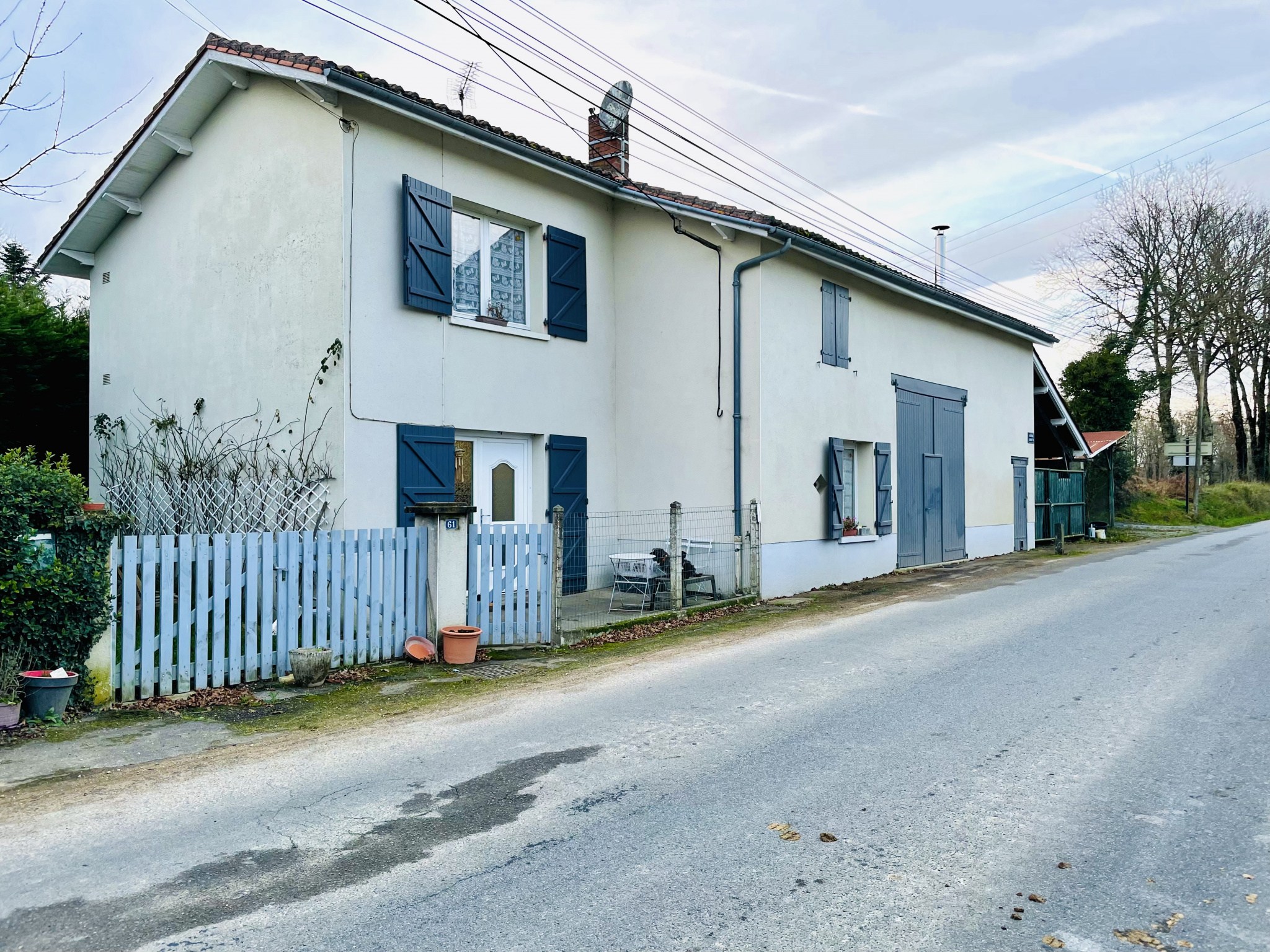 Maison 4 pièces - 73m² - CONFOLENS