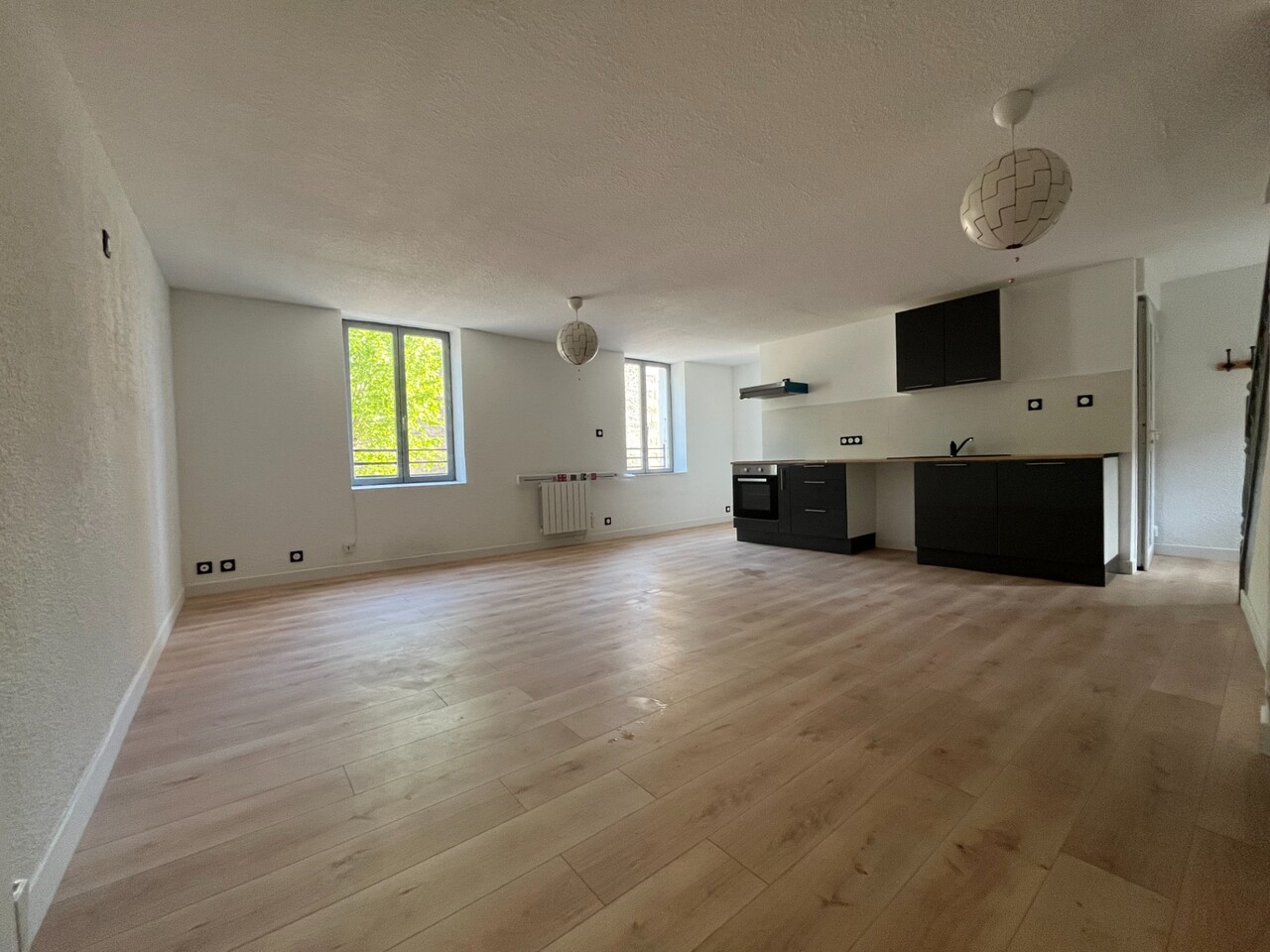 Appartement 3 pièces - 80m² - ST UZE