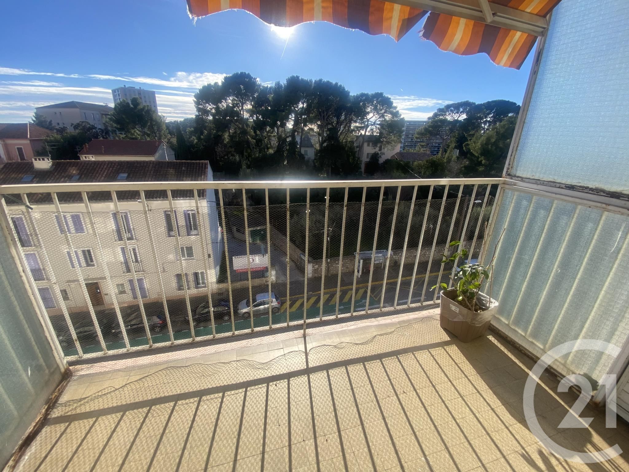 Appartement 3 pièces - 53m² - TOULON