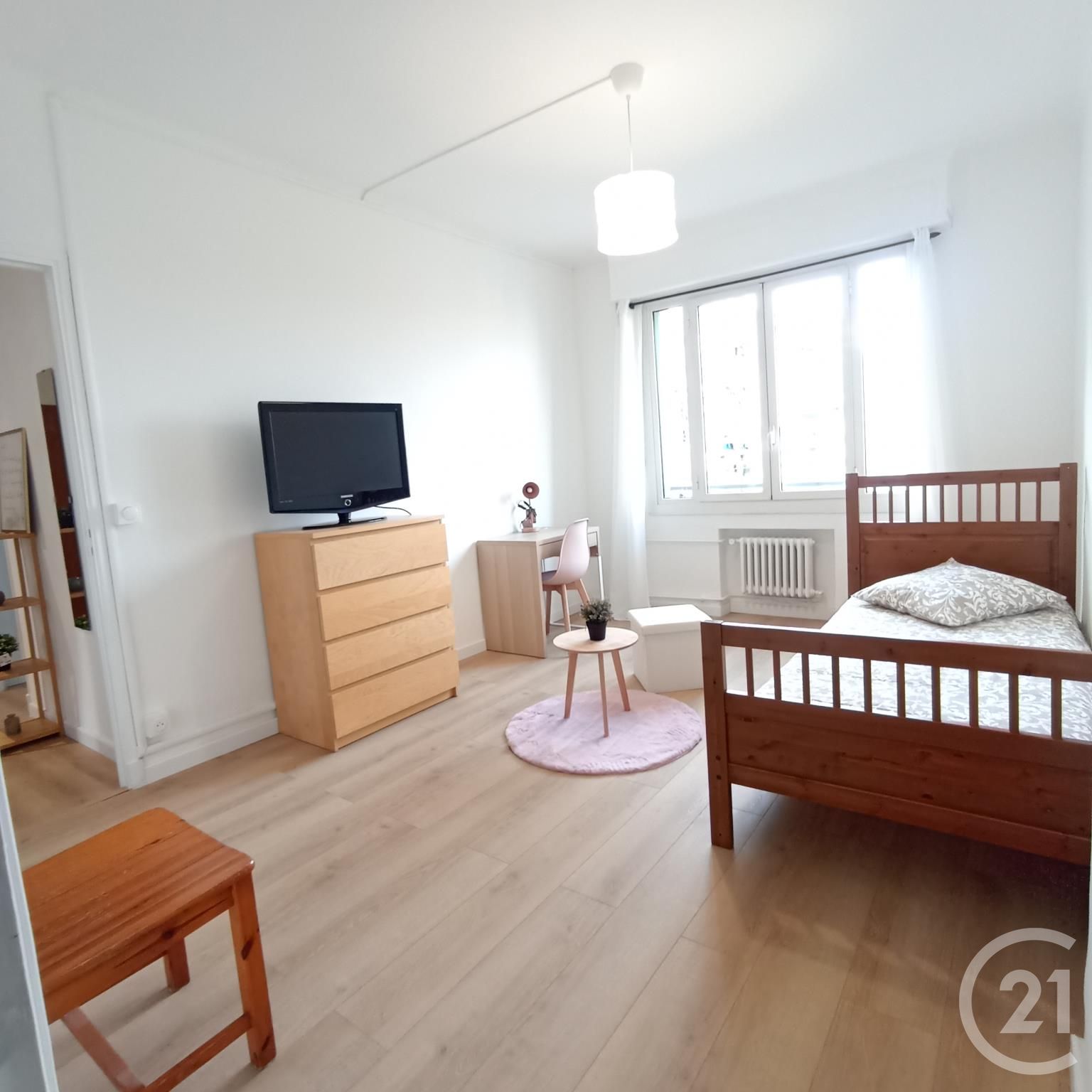 Appartement 1 pièce - 15m² - MARSEILLE  - 3ème