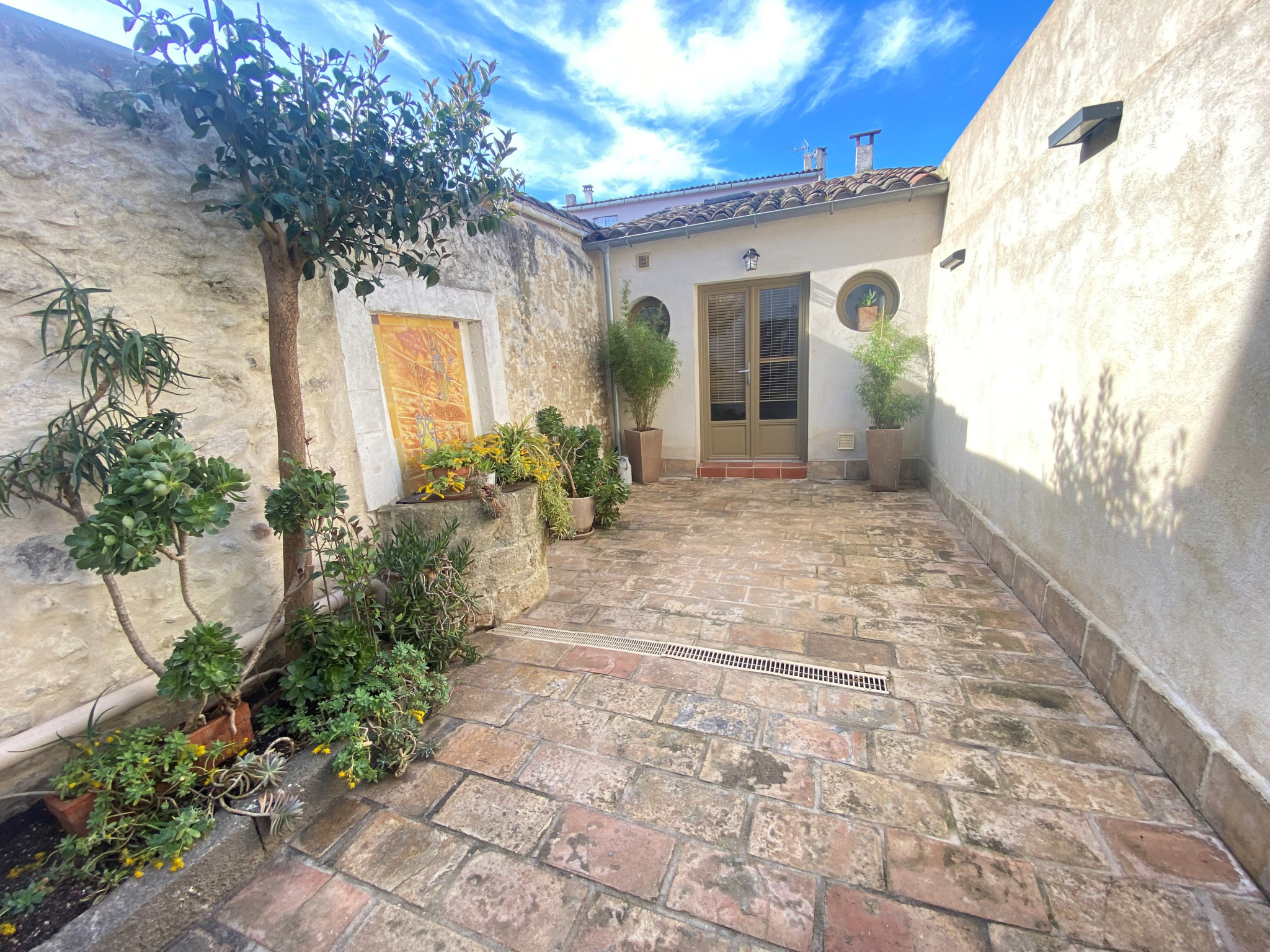 Maison 5 pièces - 115m² - AIGUES MORTES