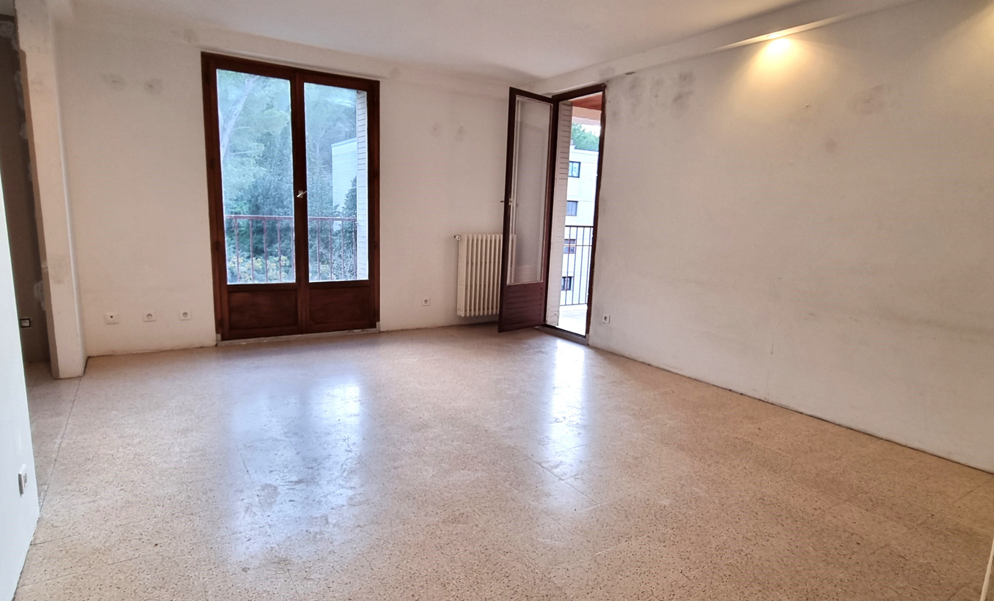 Appartement 4 pièces - 76m² - MARSEILLE  - 8ème