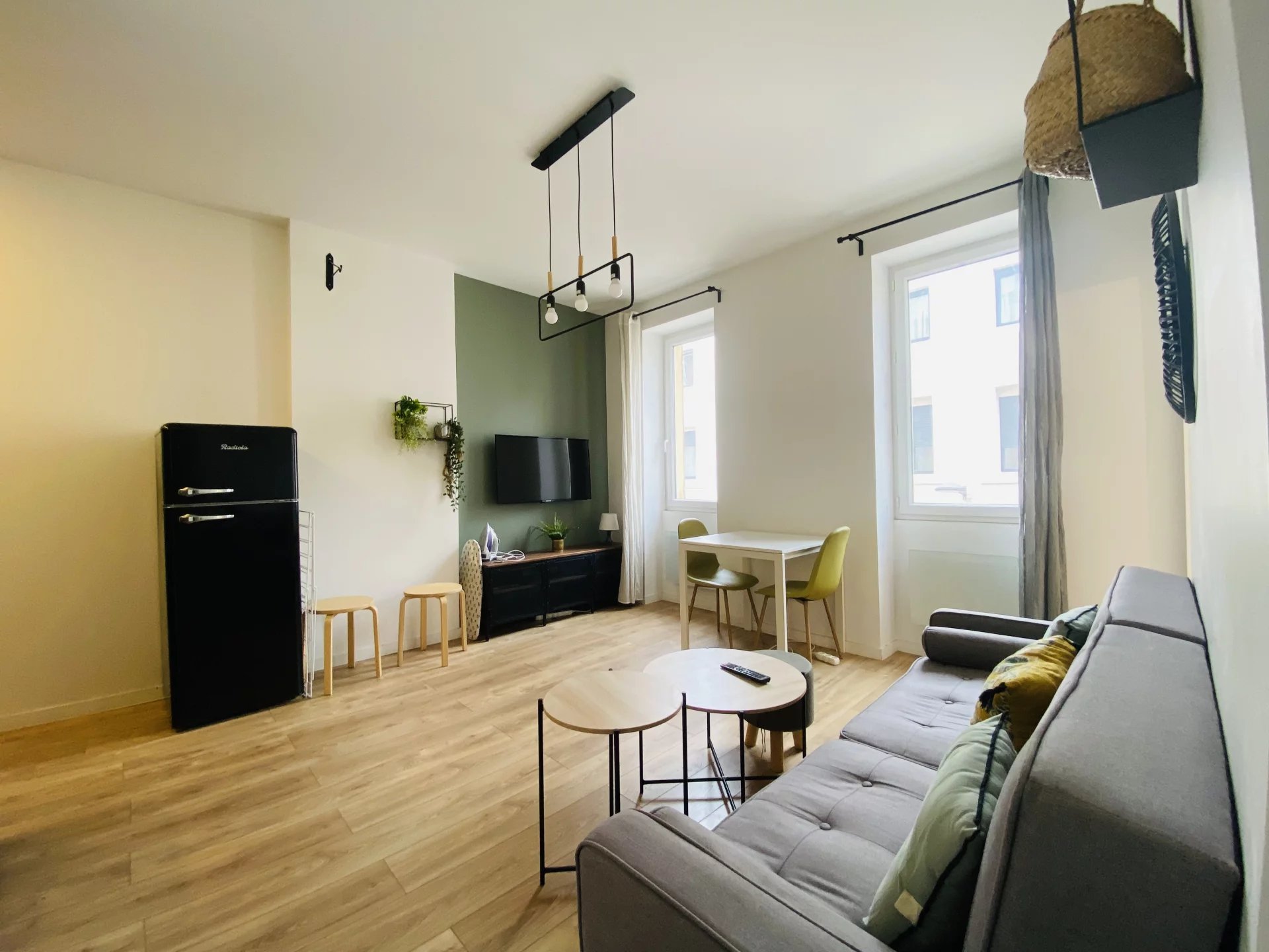 Appartement 2 pièces - 30m² - MARSEILLE  - 6ème