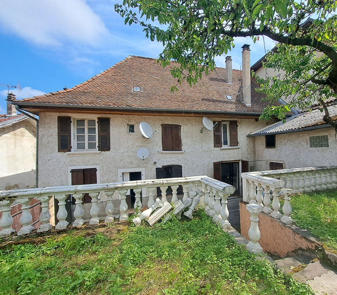 Maison 9 pièces - 130m²