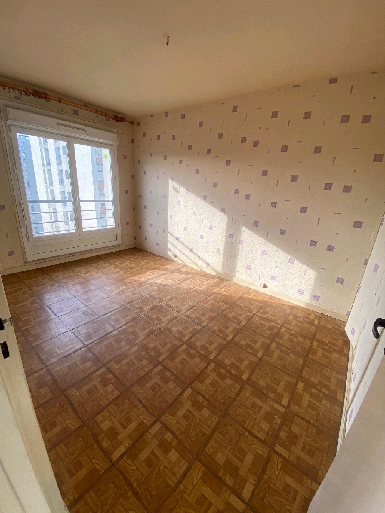 Appartement 2 pièces - 47m² - AULNAY SOUS BOIS