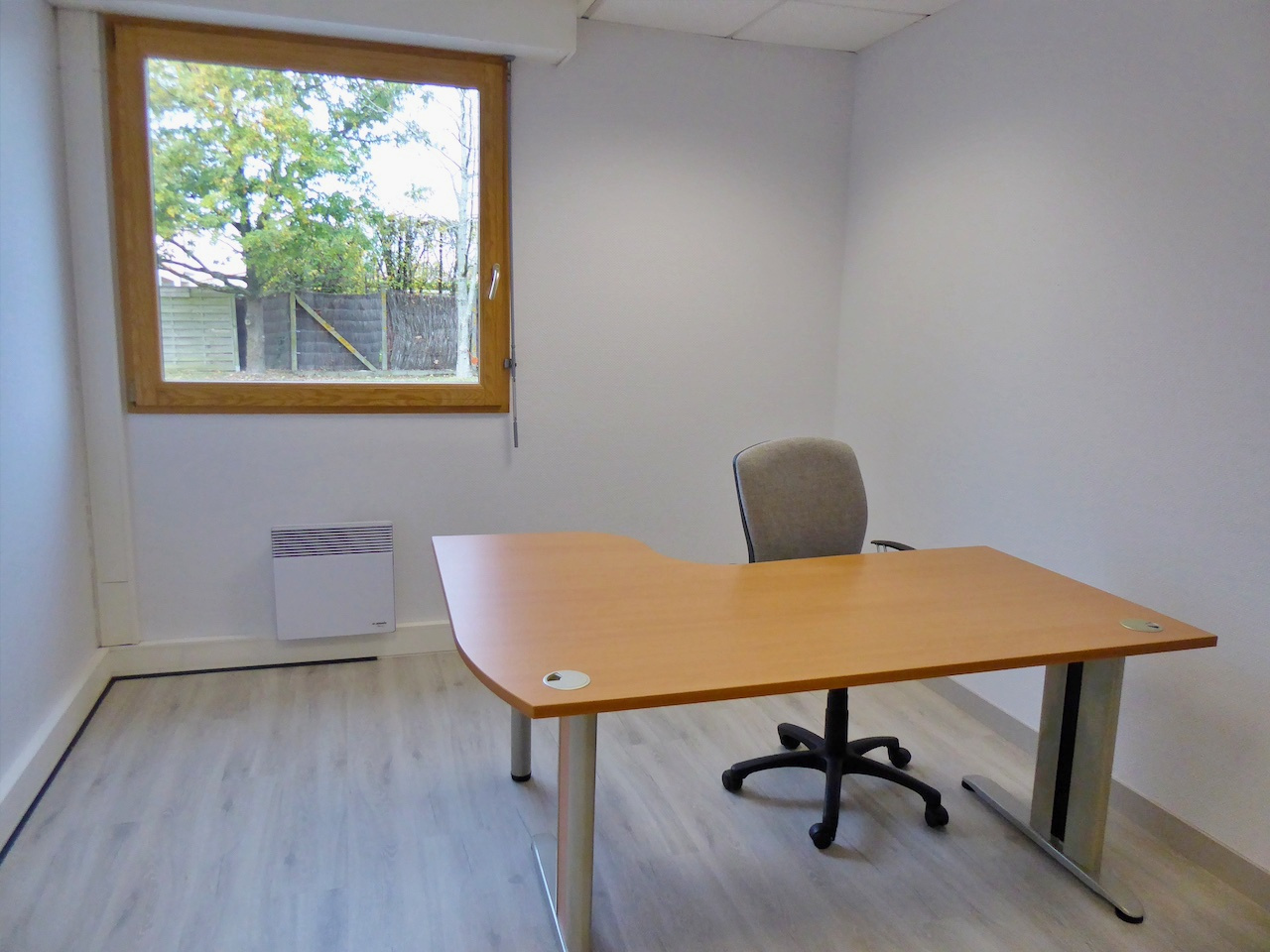 Local Professionnel  - 176m² - BASSE GOULAINE