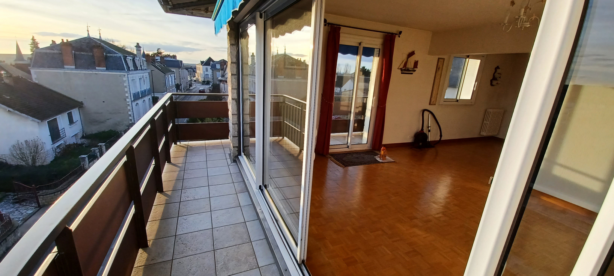 Appartement 4 pièces - 90m² - LA CHARITE SUR LOIRE