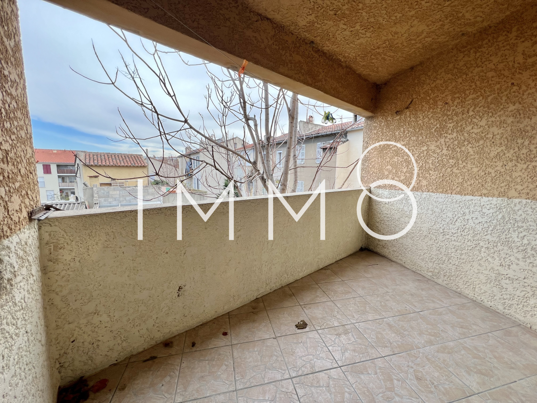 Appartement 4 pièces - 57m² - MARSEILLE  - 15ème