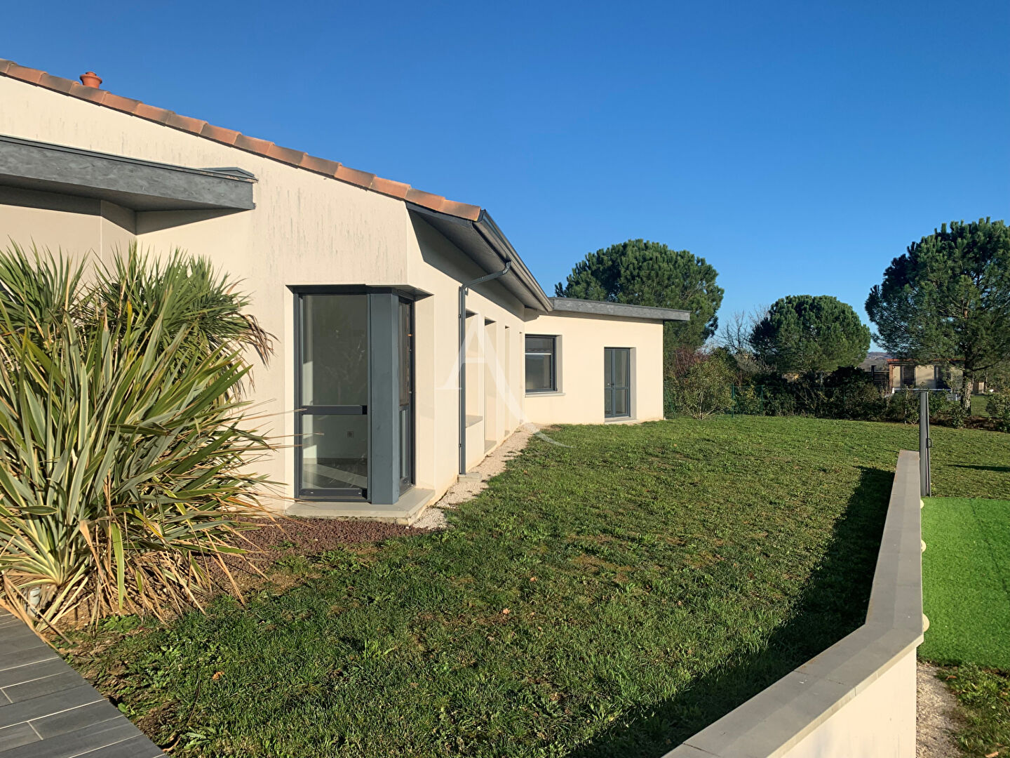 Maison 6 pièces - 238m²