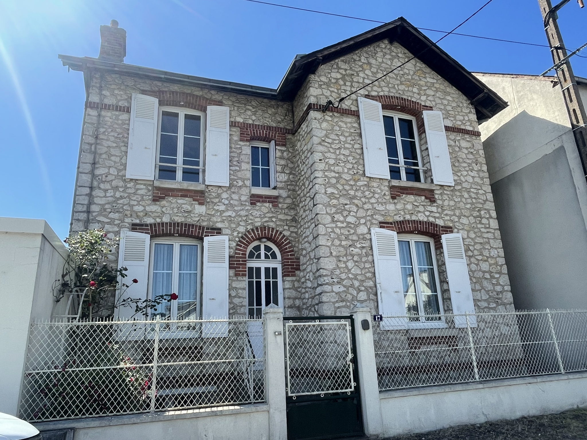 Maison 5 pièces - 83m² - CHATEAUDUN