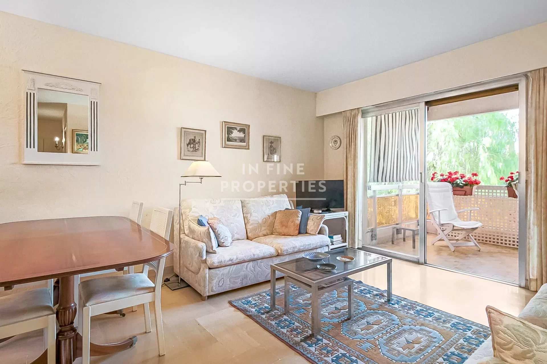 Appartement 2 pièces - 47m² - ANTIBES