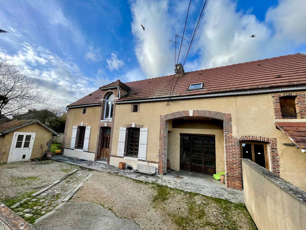 Maison 7 pièces - 190m² - JOIGNY