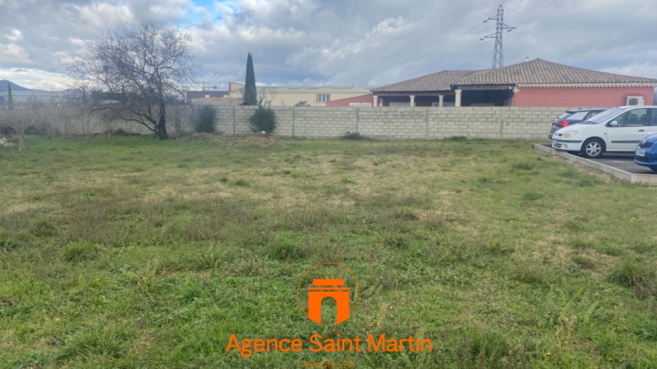 Terrain  - 792m² - MONTELIMAR