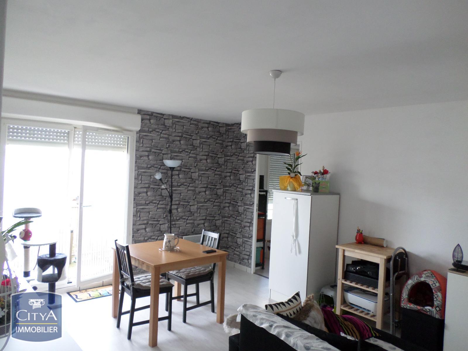 Appartement 2 pièces - 54m² - MONTIGNY EN GOHELLE