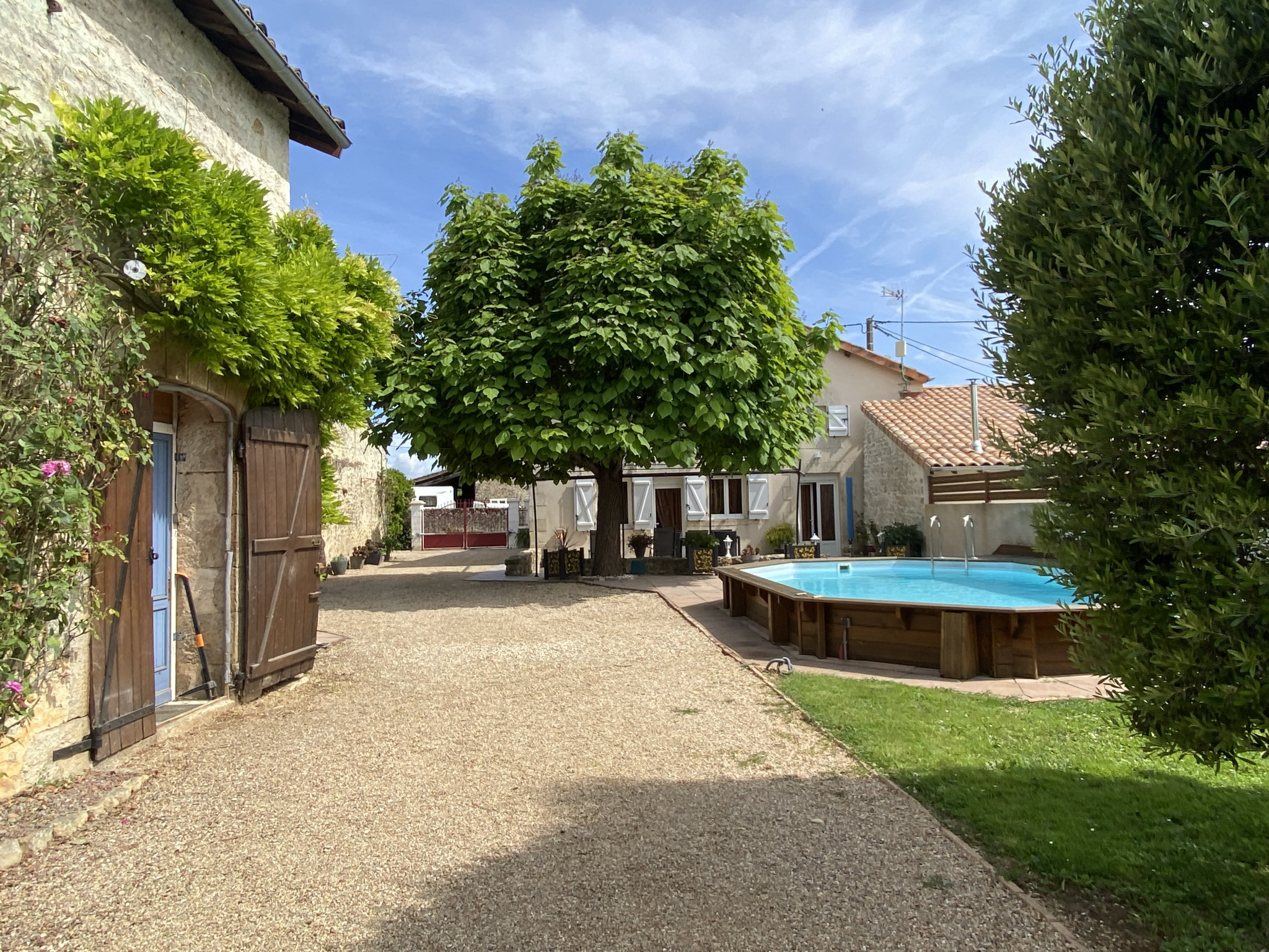 Maison 5 pièces - 184m² - VIVONNE