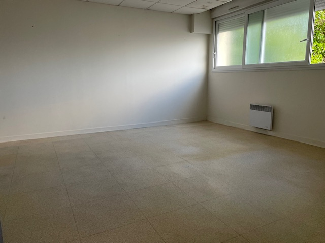 Local Professionnel  - 95m²