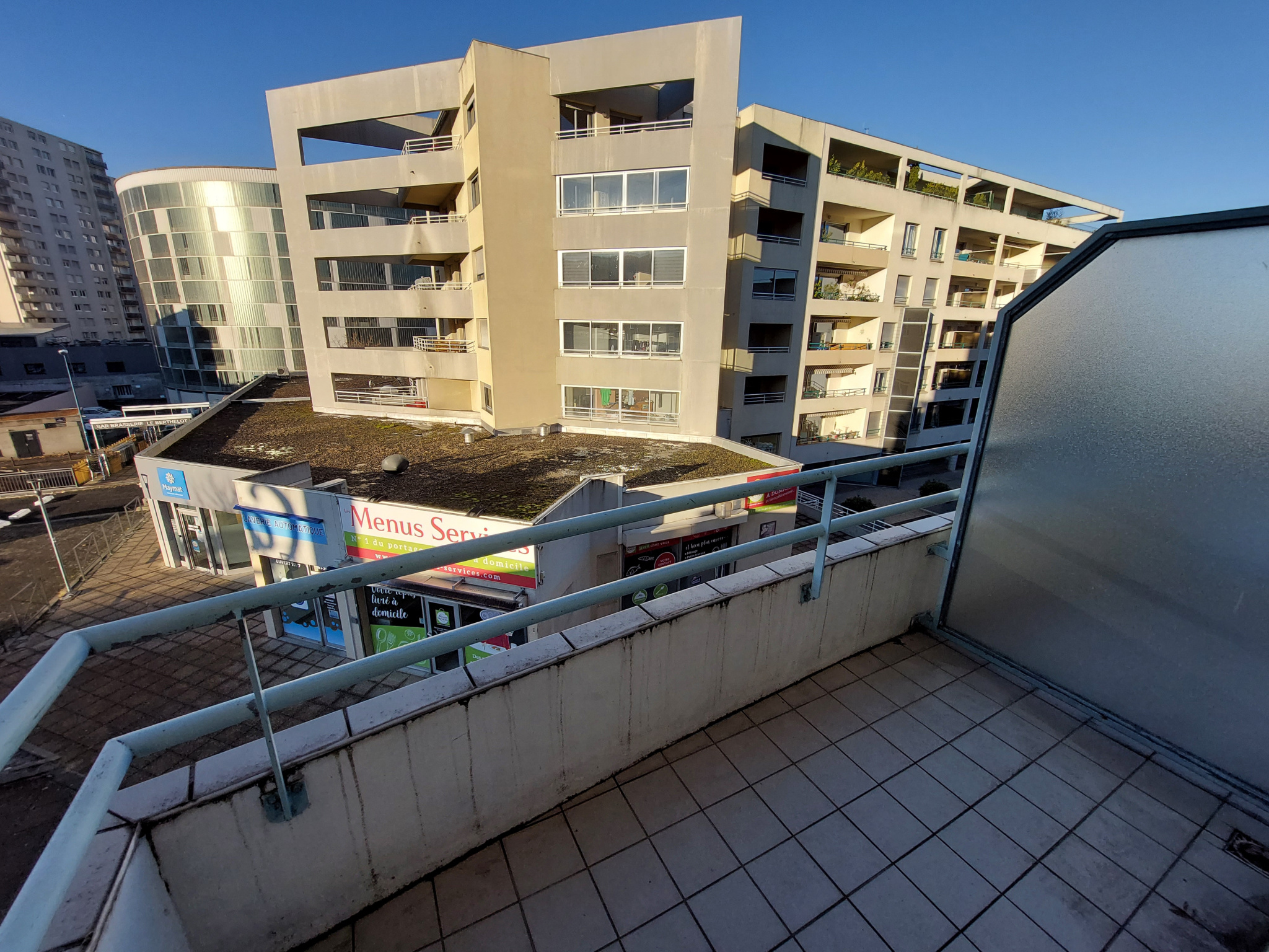 Appartement 1 pièce - 25m² - CLERMONT FERRAND