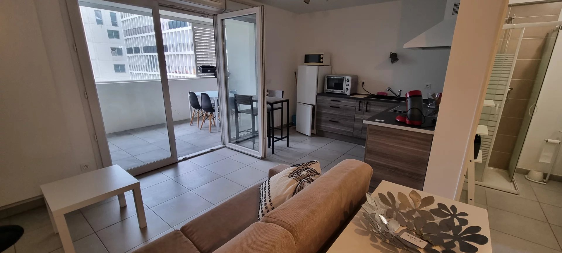 Appartement 1 pièce - 25m² - MARSEILLE  - 15ème