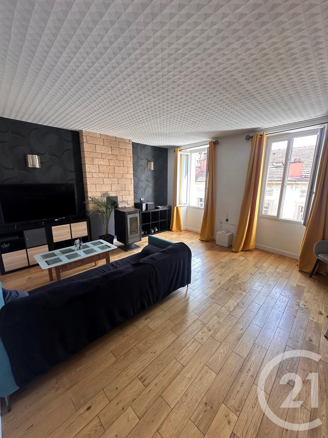 Appartement 3 pièces - 76m² - MARSEILLE  - 4ème