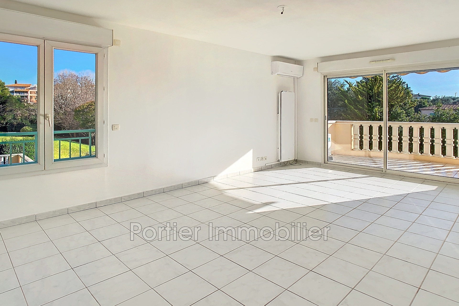 Appartement 4 pièces - 77m² - ANTIBES