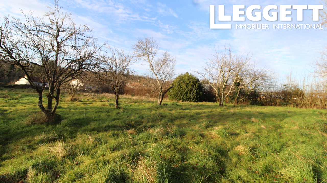 Terrain  - 6 769m² - CONFOLENS