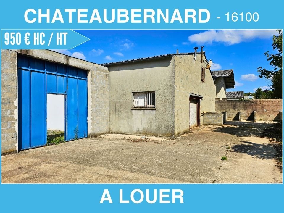 Local industriel  - 216m² - CHATEAUBERNARD