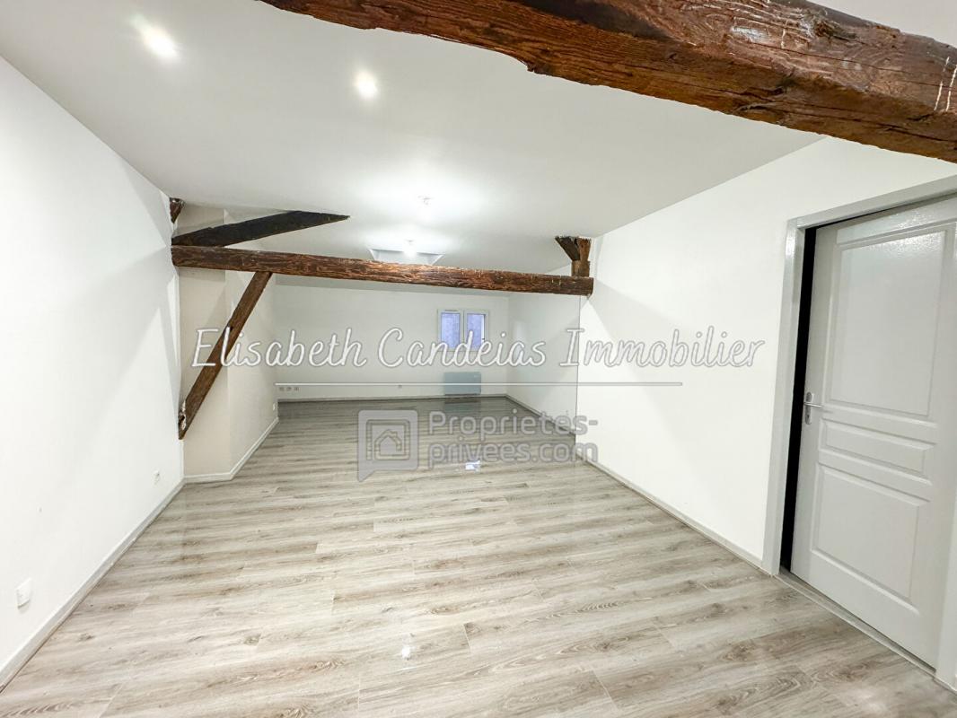 Appartement 3 pièces - 69m² - CAZERES