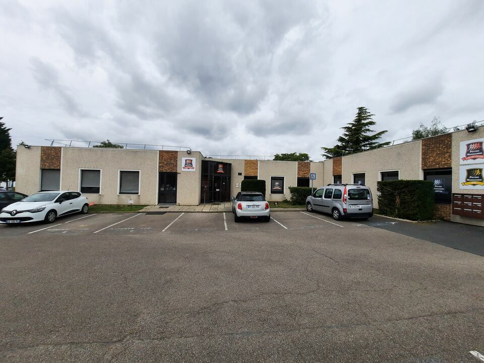 Local Professionnel  - 87m² - MONT ST AIGNAN