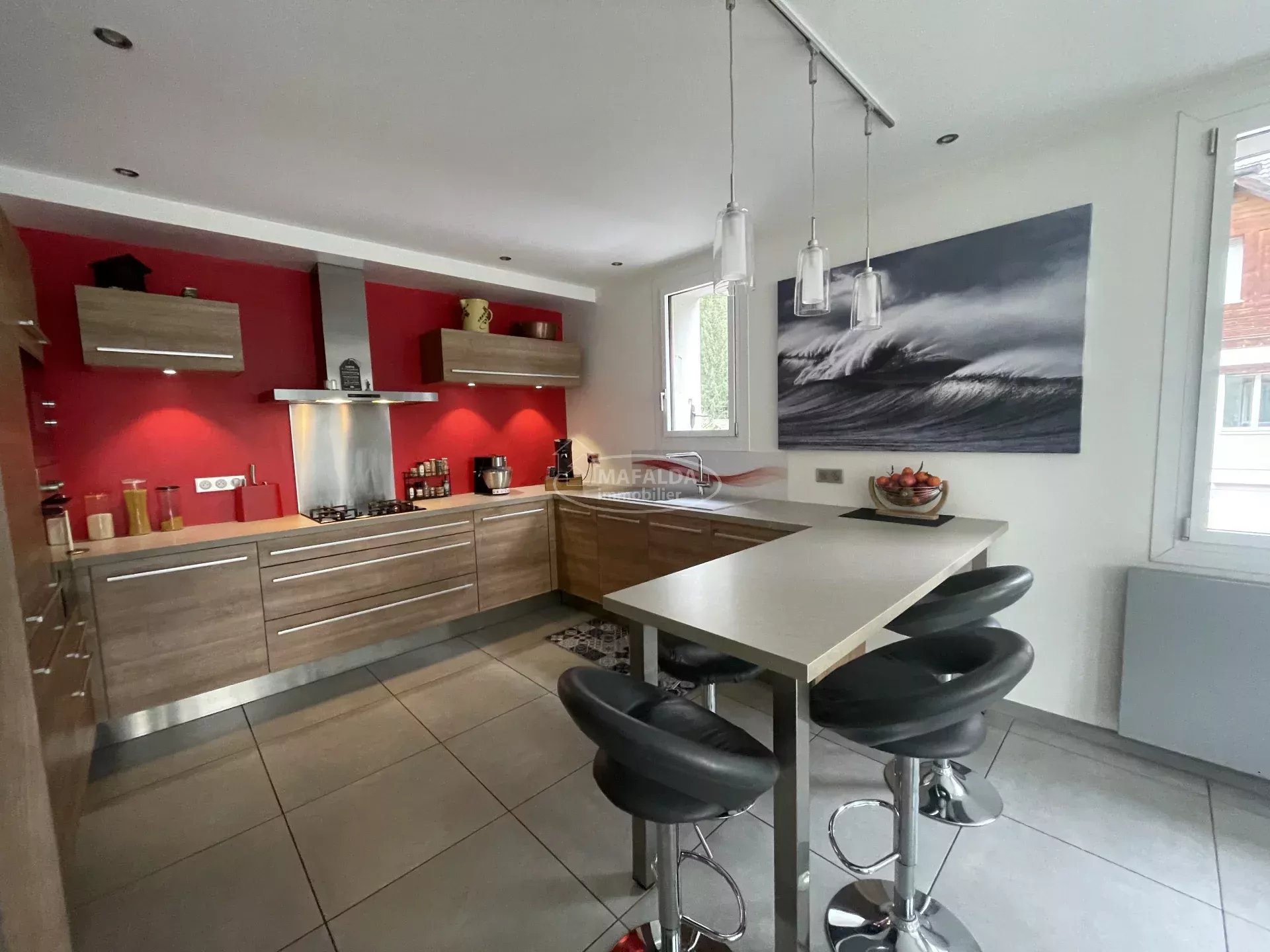 Maison 10 pièces - 205m² - MAGLAND