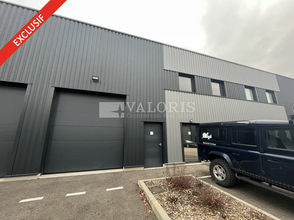 Local industriel  - 150m² - GENAY