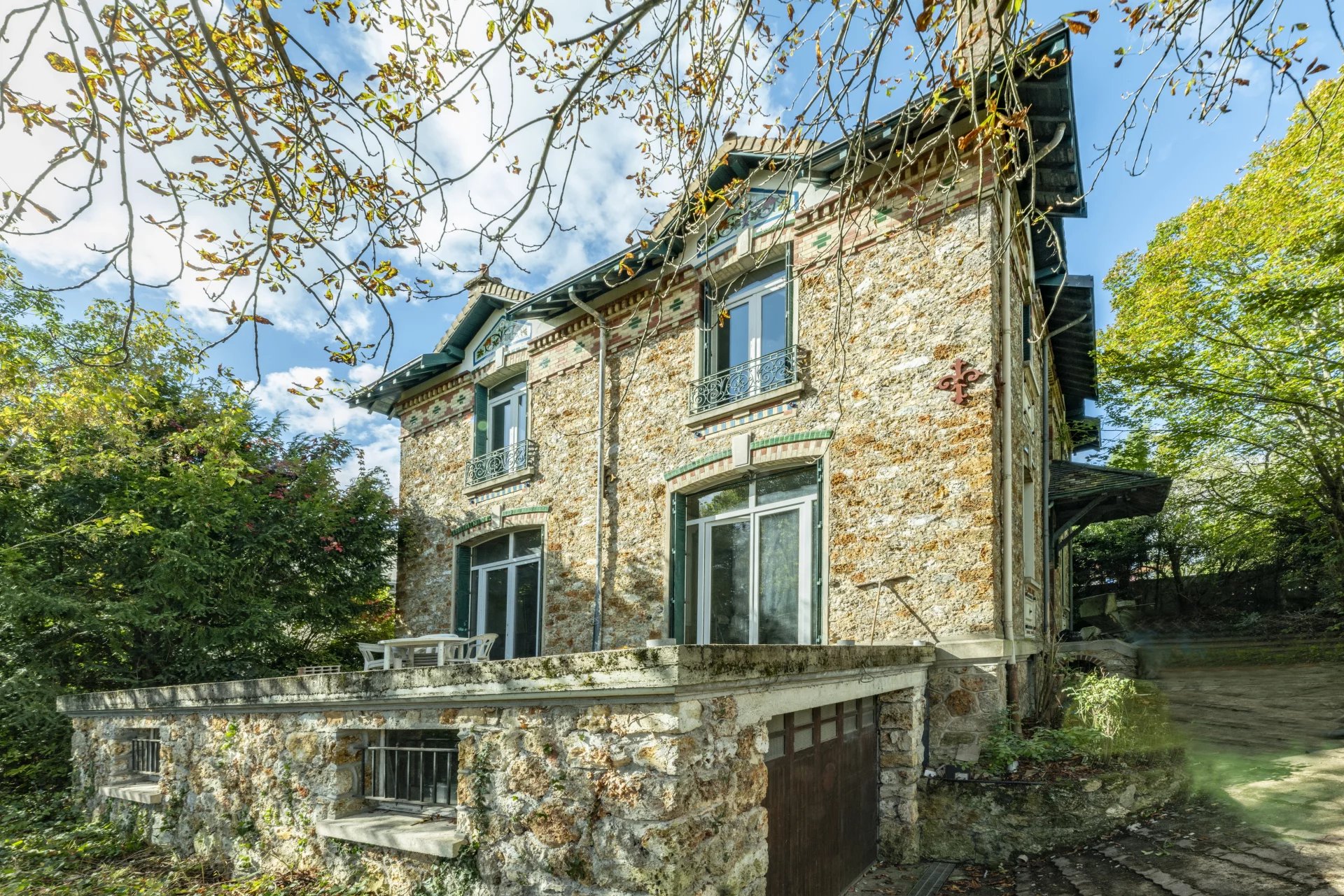 Maison  - 256m² - CHAVILLE