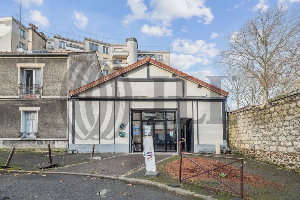 Local Professionnel  - 202m² - LE KREMLIN BICETRE