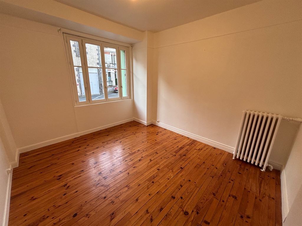 Appartement 3 pièces - 54m² - CLERMONT FERRAND