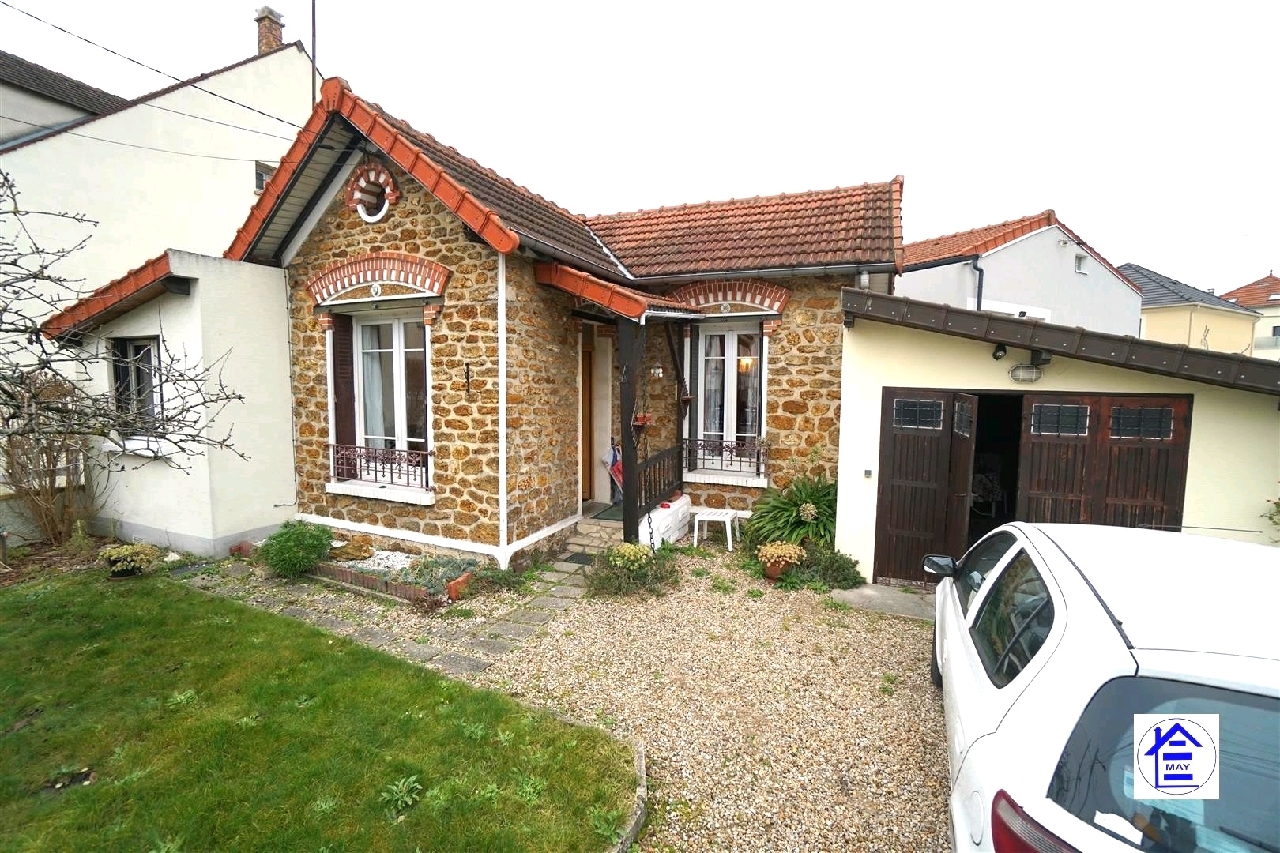 Maison 3 pièces - 66m² - LIVRY GARGAN