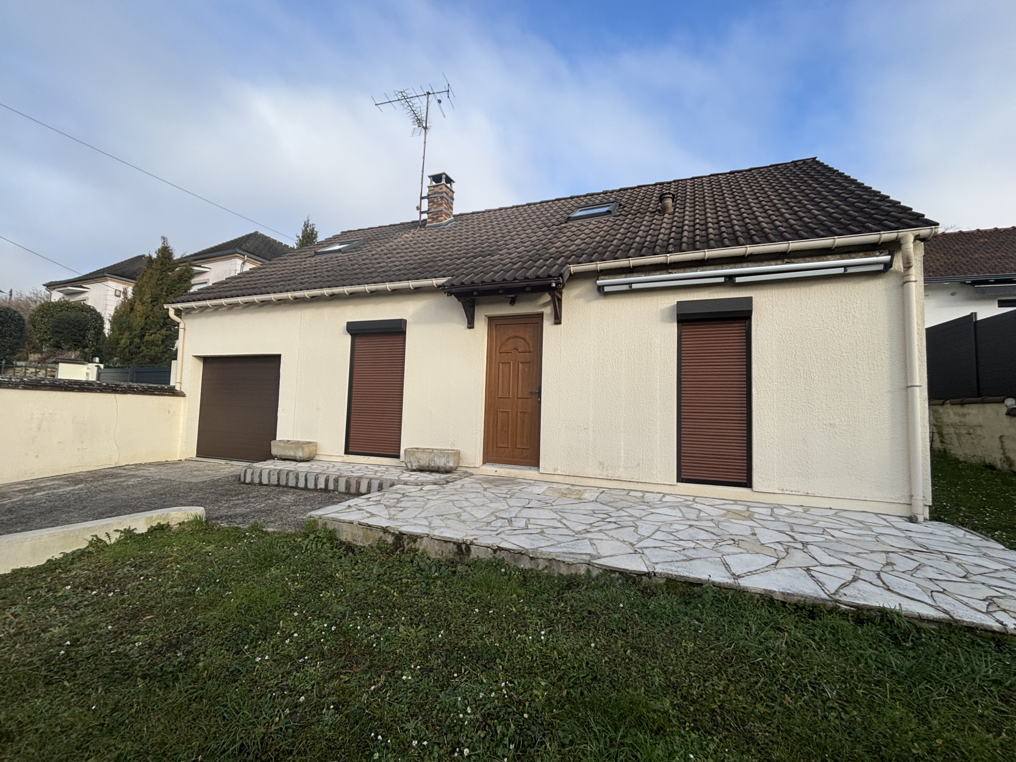 Maison 4 pièces - 92m² - COULOMMIERS