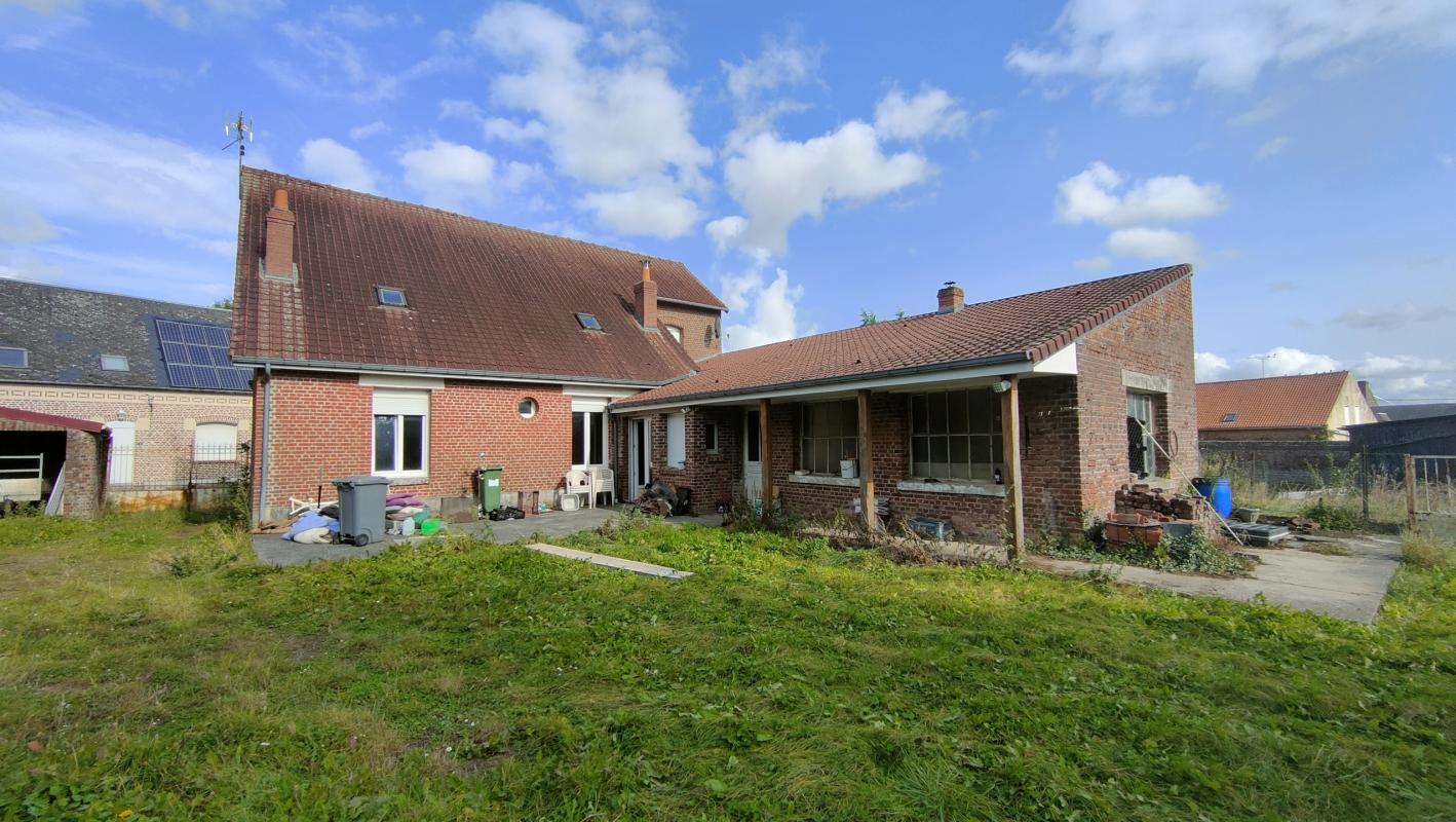 Maison 8 pièces - 197m² - GOUZEAUCOURT