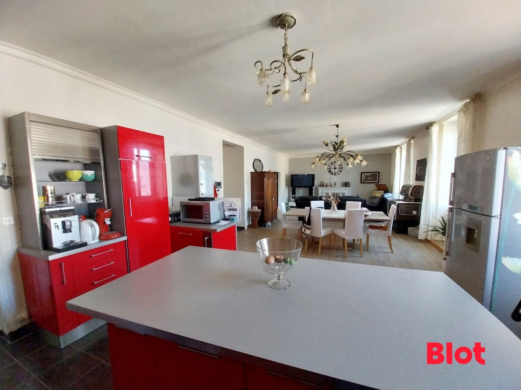 Appartement 5 pièces - 139m² - ST NAZAIRE