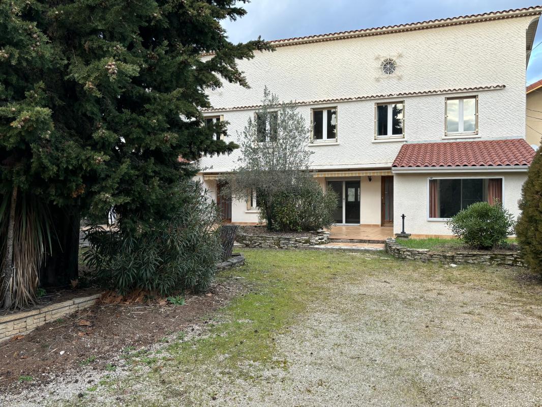 Maison 4 pièces - 142m² - ROMANS SUR ISERE