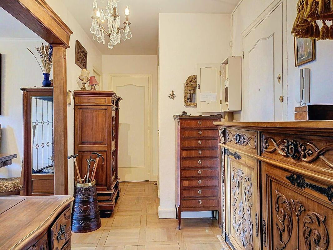 Appartement 2 pièces - 62m² - ST MAUR DES FOSSES