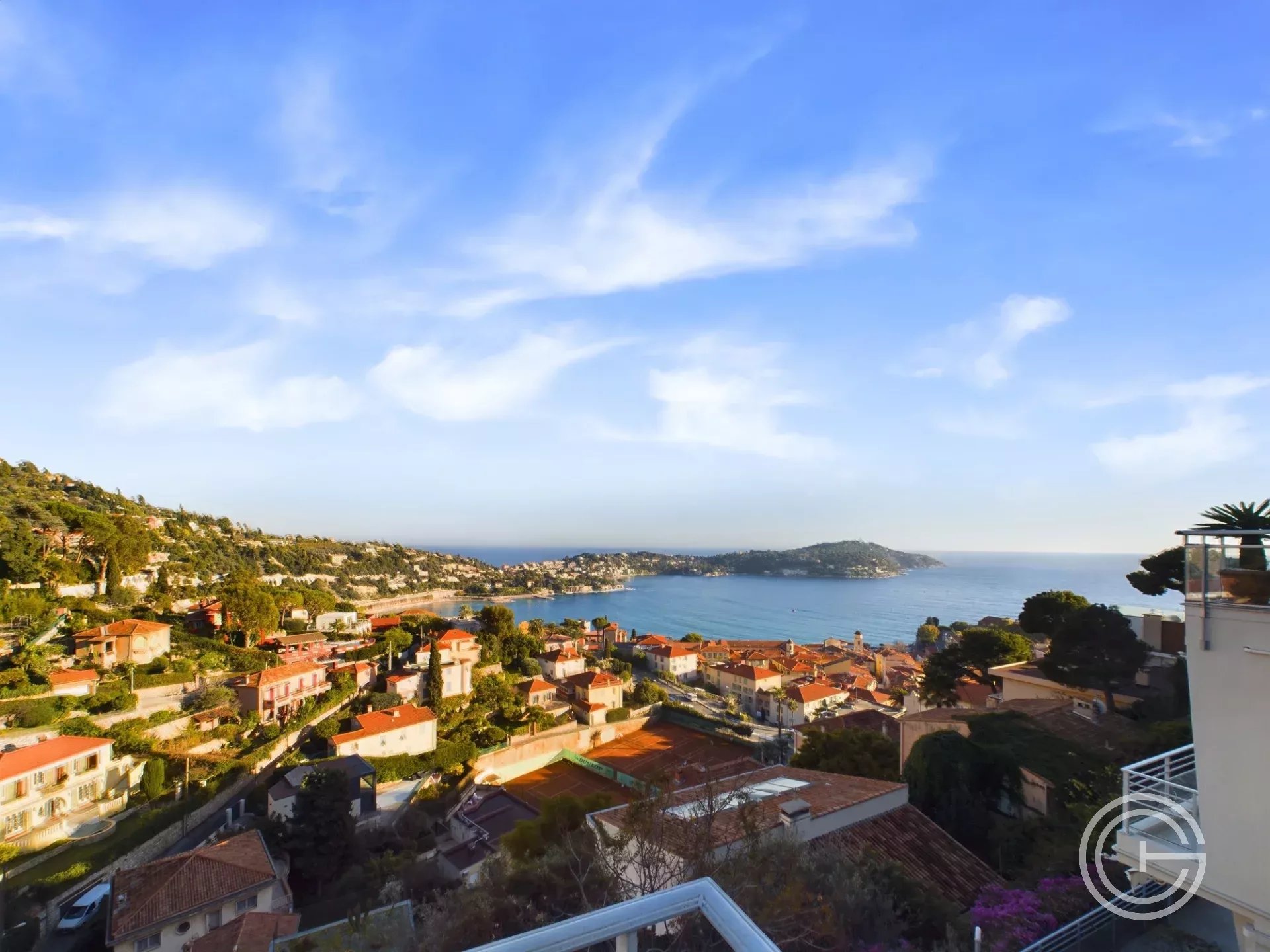 Appartement 5 pièces - 166m² - VILLEFRANCHE SUR MER